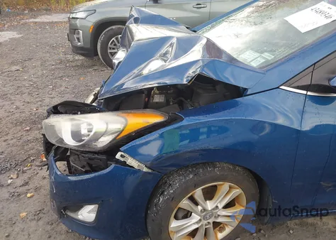 2014 Hyundai Elantra Gt из США, поврежденный, VIN KMHD35LH7EU230881